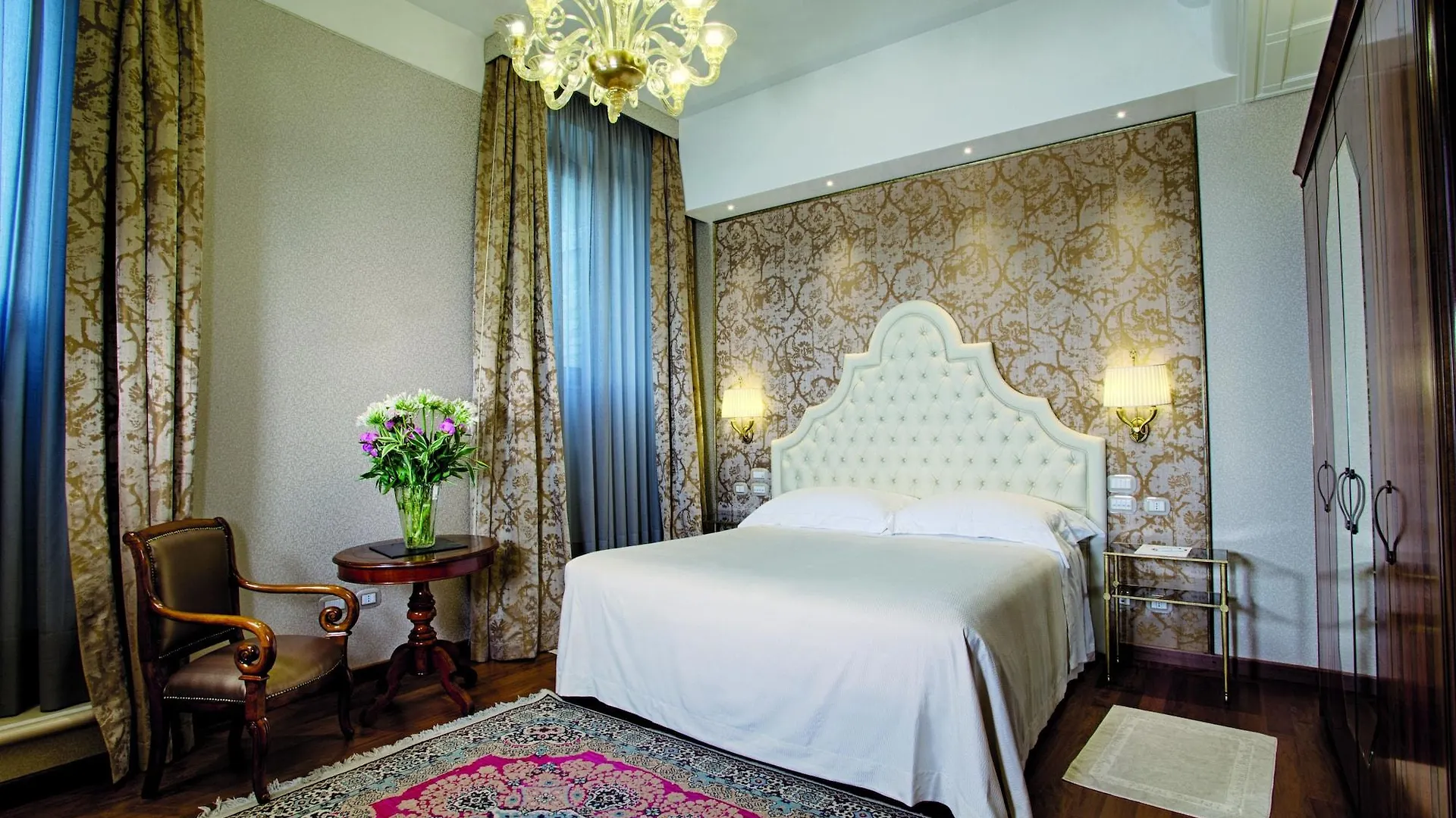 Hotel Santa Chiara Venezia 4*,