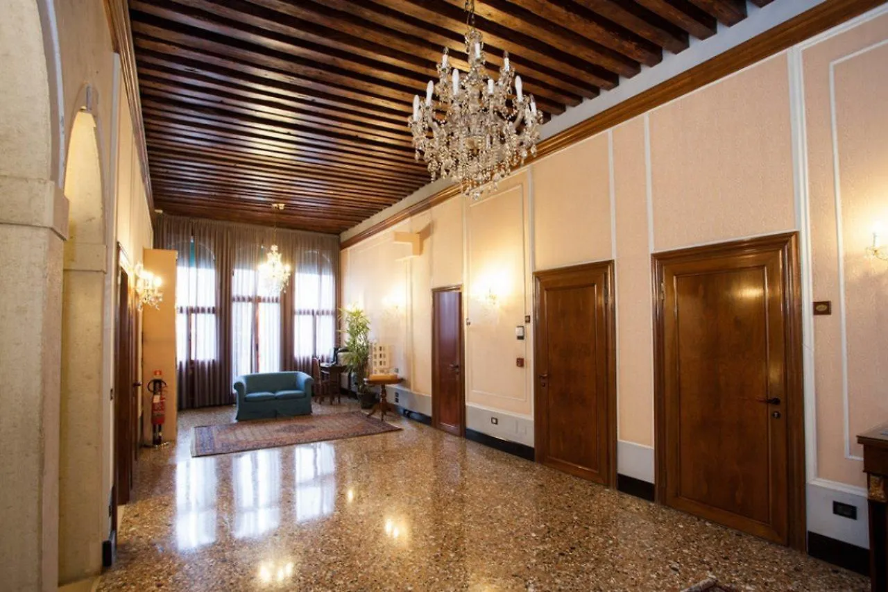 Hotel Santa Chiara Venezia Italia