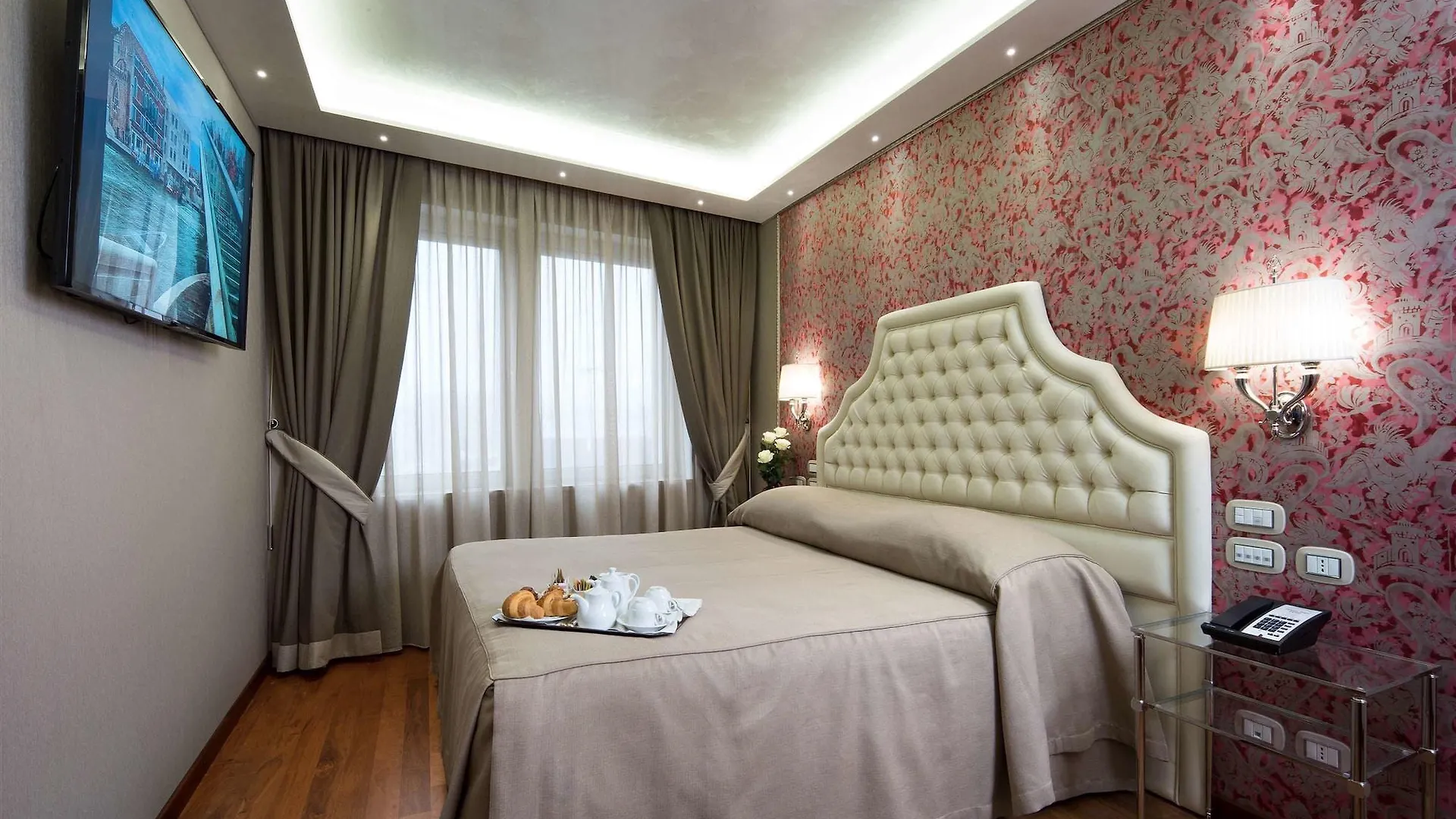 Hotel Santa Chiara Venice